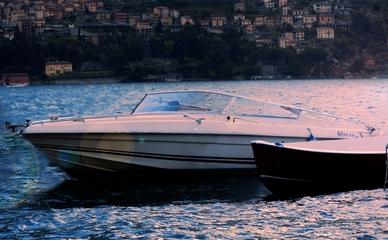 Rent the boat Crissi Lake Como Italy